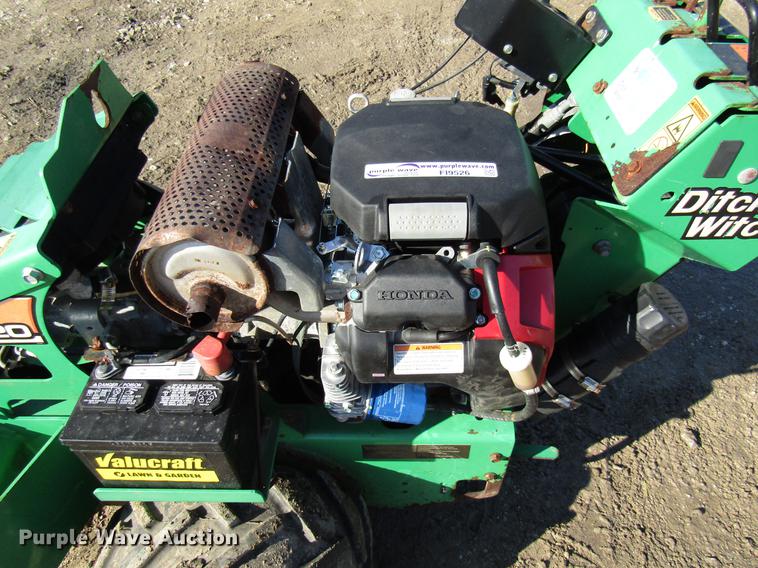 image for item FI9526 2014 Ditch Witch RT20 trencher