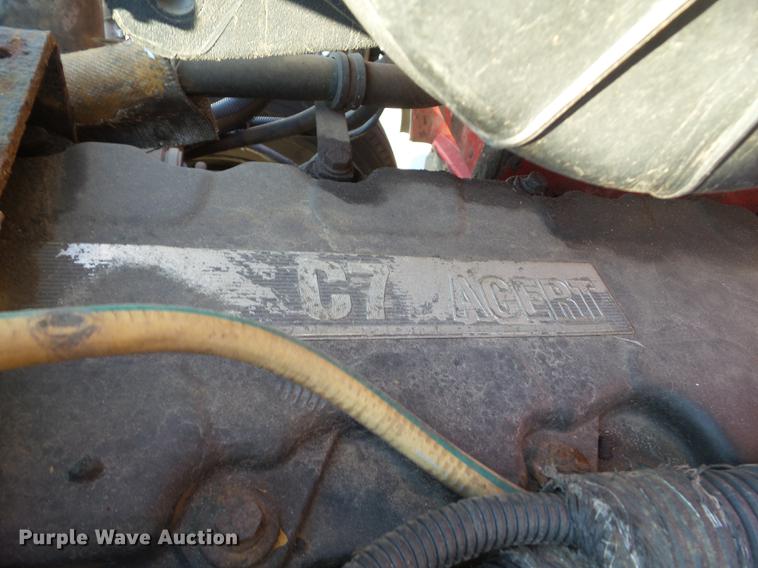 image for item L5727 2007 Peterbilt 335 dump truck