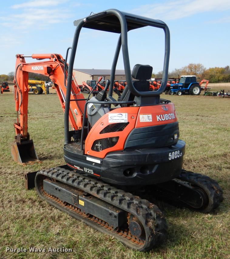 image for item DF2050 2015 Kubota U25S mini excavator