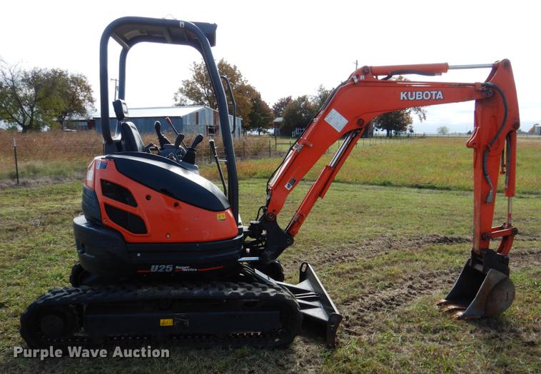 image for item DF2050 2015 Kubota U25S mini excavator