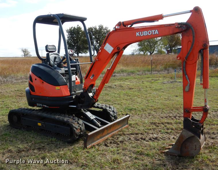 image for item DF2050 2015 Kubota U25S mini excavator