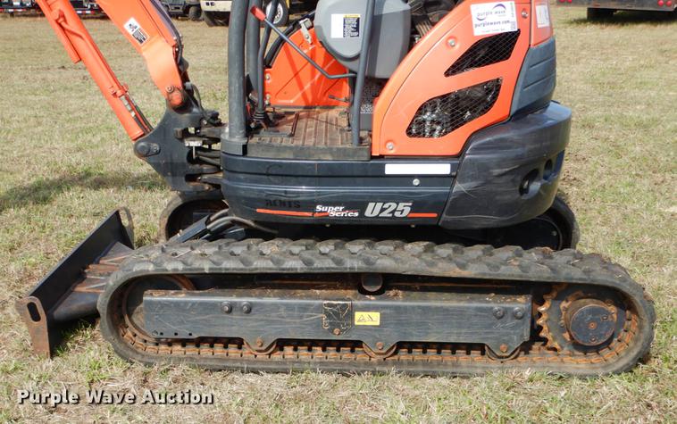 image for item DF2050 2015 Kubota U25S mini excavator