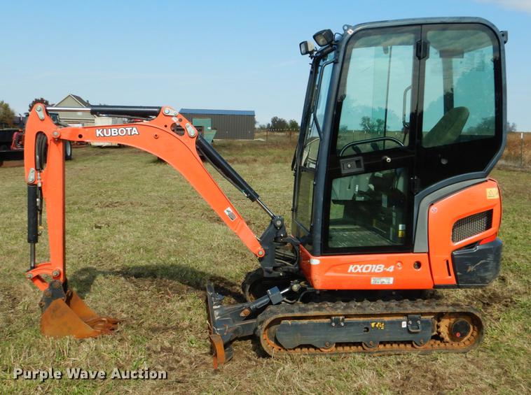 image for item DF2051 2016 Kubota KX018-4 mini excavator