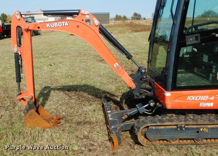 image for item DF2051 2016 Kubota KX018-4 mini excavator