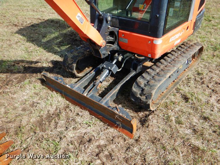 image for item DF2051 2016 Kubota KX018-4 mini excavator