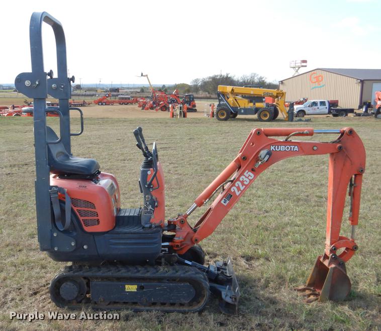 image for item DF2052 2014 Kubota K008-3 mini excavator
