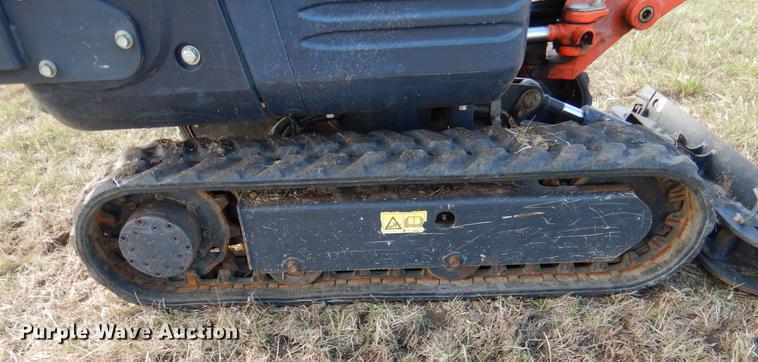 image for item DF2052 2014 Kubota K008-3 mini excavator
