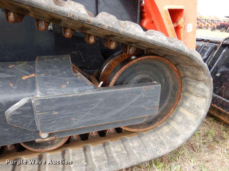 image for item DF2054 2016 Kubota SVL95-2S skid steer