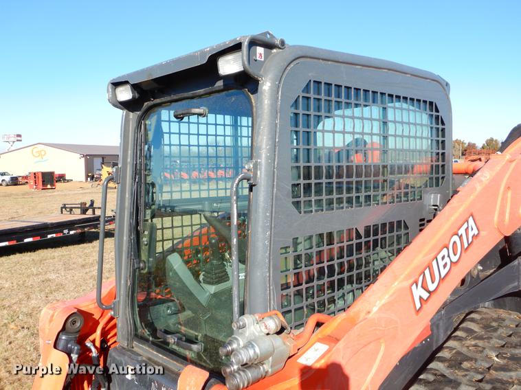 image for item DF2055 2016 Kubota SVL95-2S skid steer