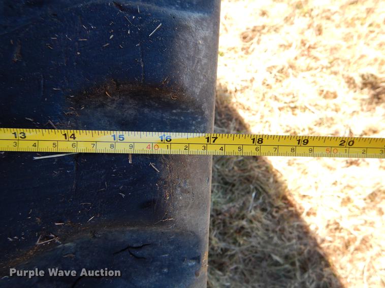 image for item DF2055 2016 Kubota SVL95-2S skid steer