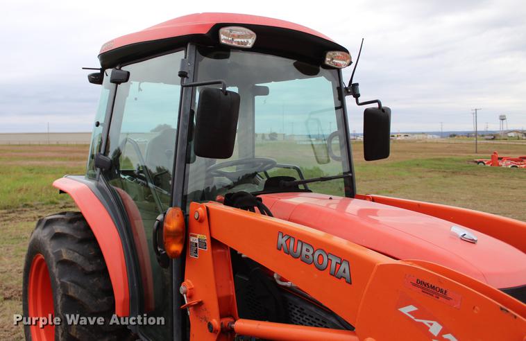 image for item DF2060 2011 Kubota L3240 tractor