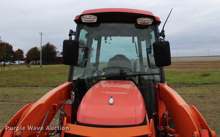 image for item DF2060 2011 Kubota L3240 tractor