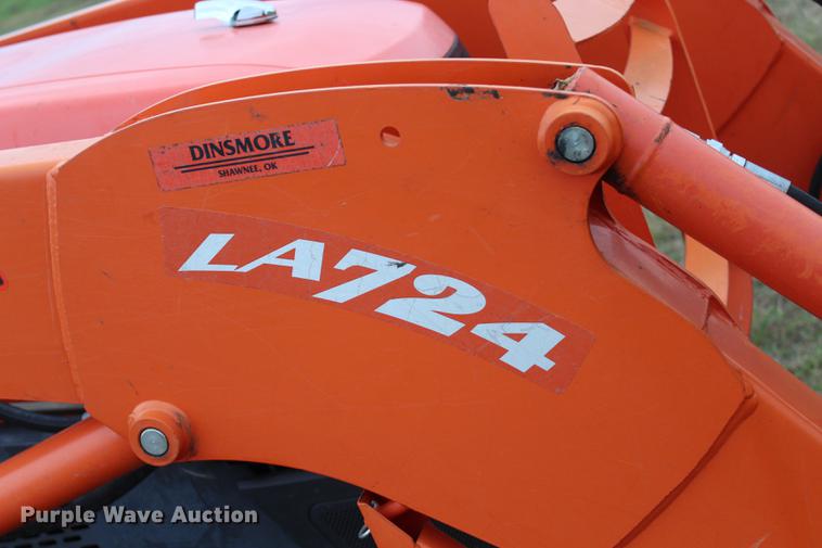 image for item DF2060 2011 Kubota L3240 tractor