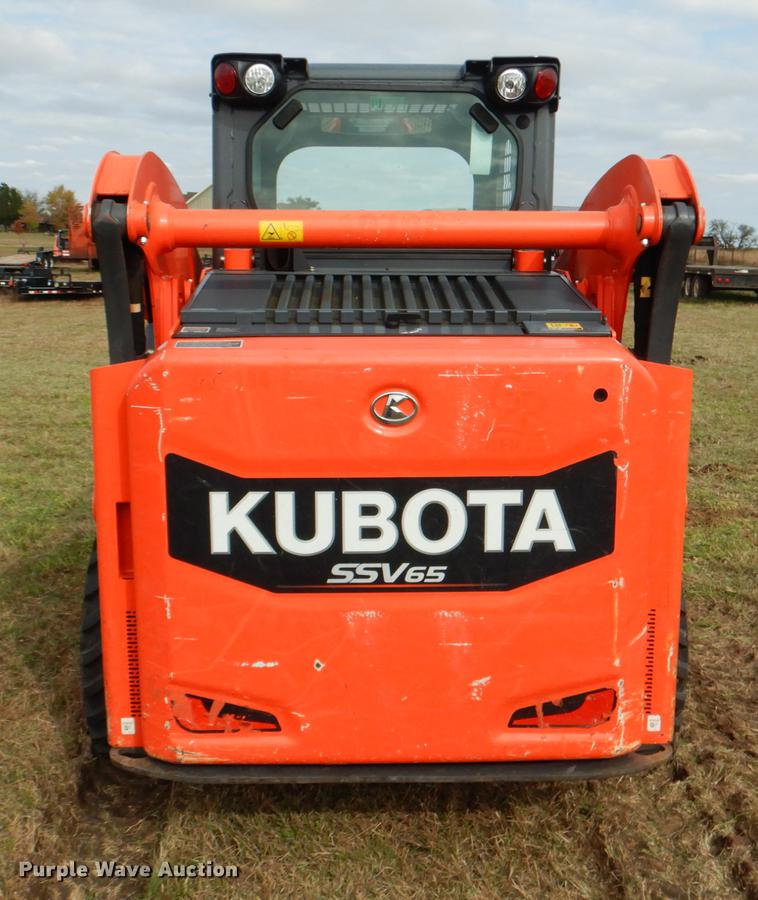 image for item DF2062 2017 Kubota SSV65 skid steer