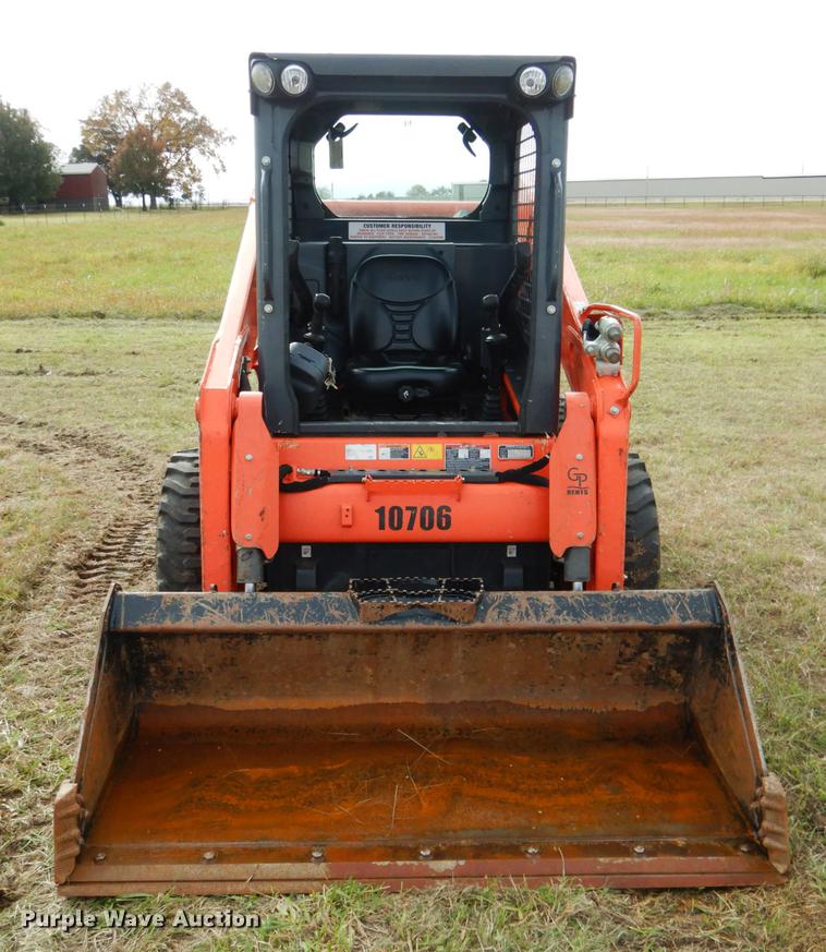 image for item DF2062 2017 Kubota SSV65 skid steer