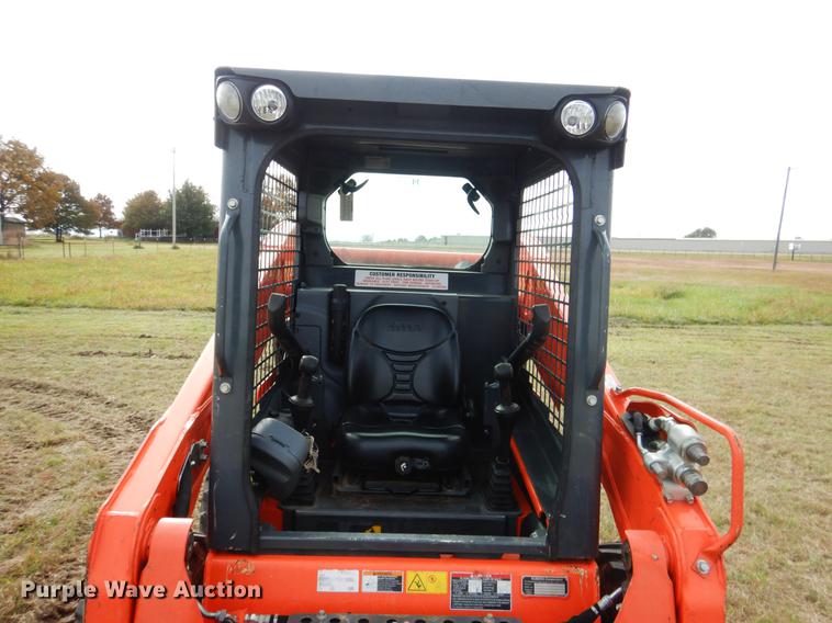 image for item DF2062 2017 Kubota SSV65 skid steer