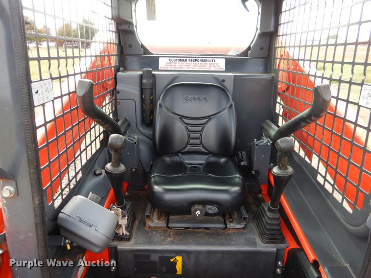 image for item DF2062 2017 Kubota SSV65 skid steer