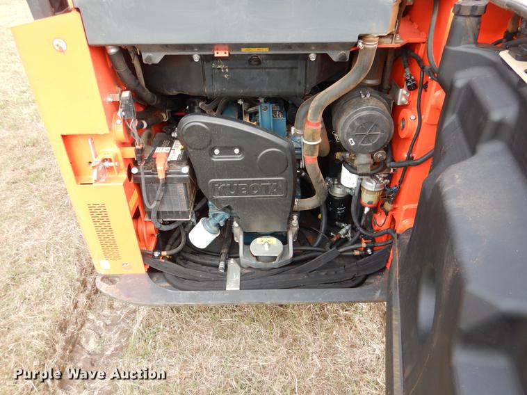 image for item DF2062 2017 Kubota SSV65 skid steer