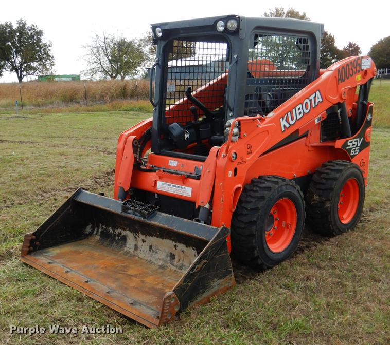 image for item DF2063 2017 Kubota SSV65 skid steer