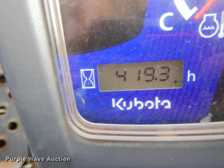 image for item DF2063 2017 Kubota SSV65 skid steer