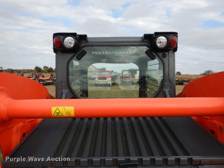 image for item DF2063 2017 Kubota SSV65 skid steer