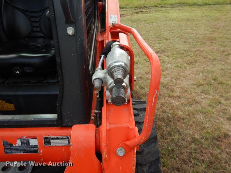 image for item DF2063 2017 Kubota SSV65 skid steer