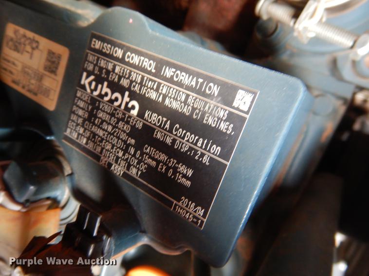 image for item DF2063 2017 Kubota SSV65 skid steer