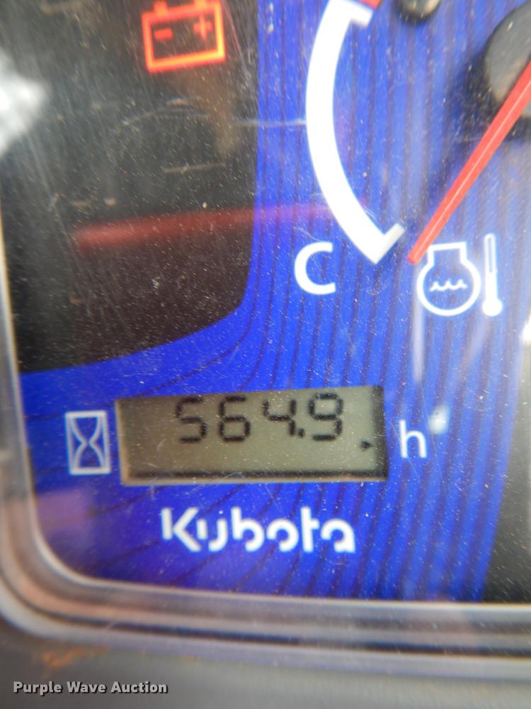 image for item DF2064 2016 Kubota SSV65 skid steer