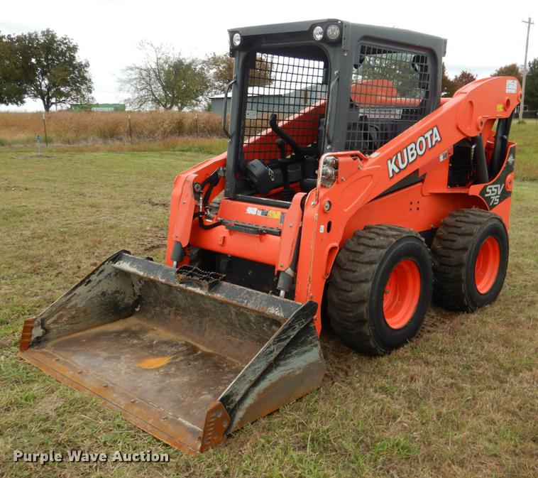 image for item DF2065 2017 Kubota SSV75 skid steer
