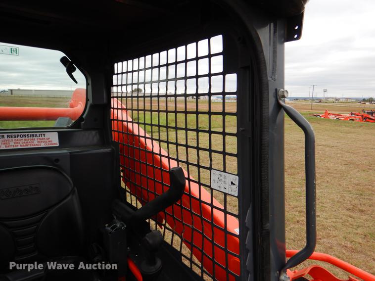 image for item DF2065 2017 Kubota SSV75 skid steer