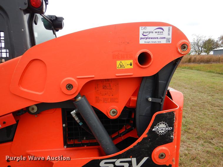 image for item DF2065 2017 Kubota SSV75 skid steer