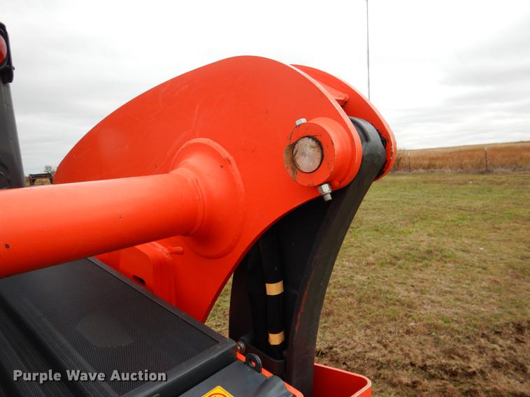 image for item DF2065 2017 Kubota SSV75 skid steer