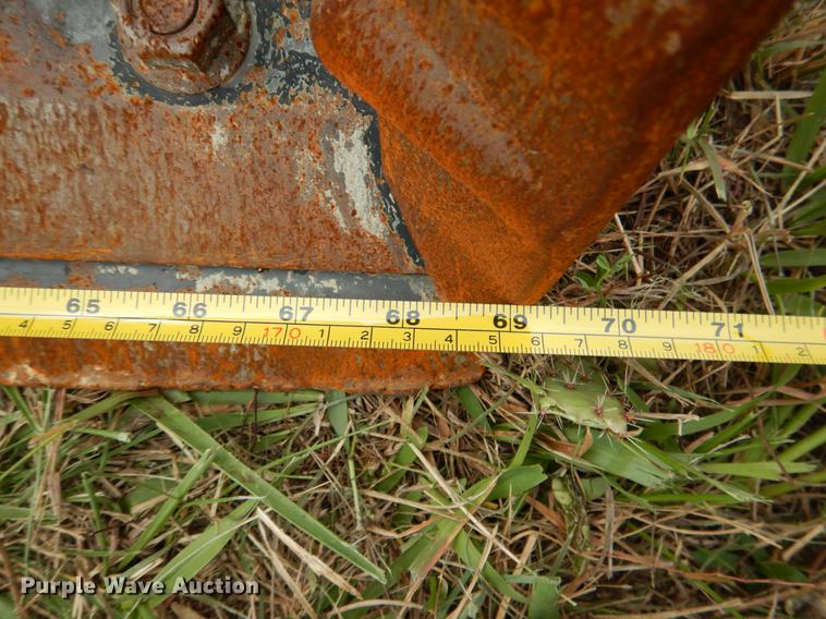 image for item DF2065 2017 Kubota SSV75 skid steer