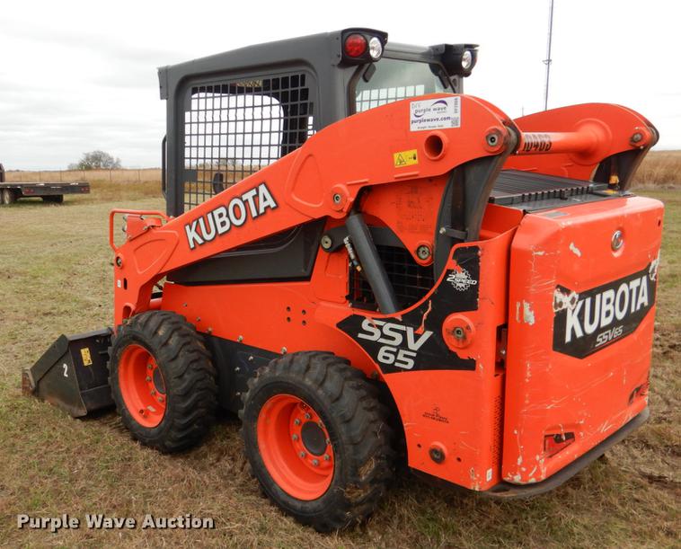 image for item DF2066 2017 Kubota SSV65 skid steer