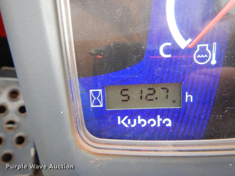 image for item DF2066 2017 Kubota SSV65 skid steer