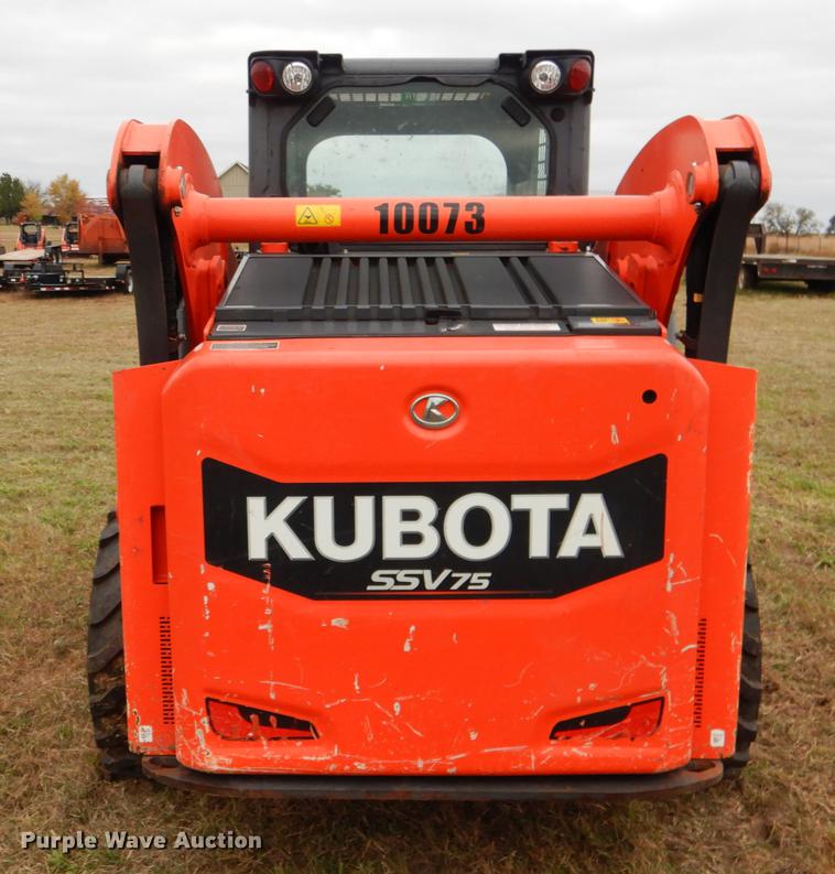image for item DF2067 2017 Kubota SSV75 skid steer