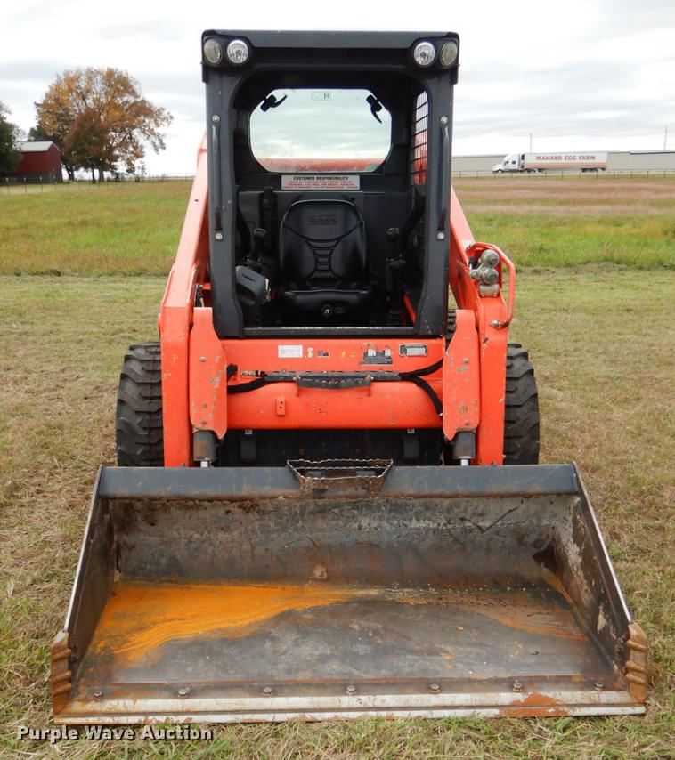 image for item DF2067 2017 Kubota SSV75 skid steer