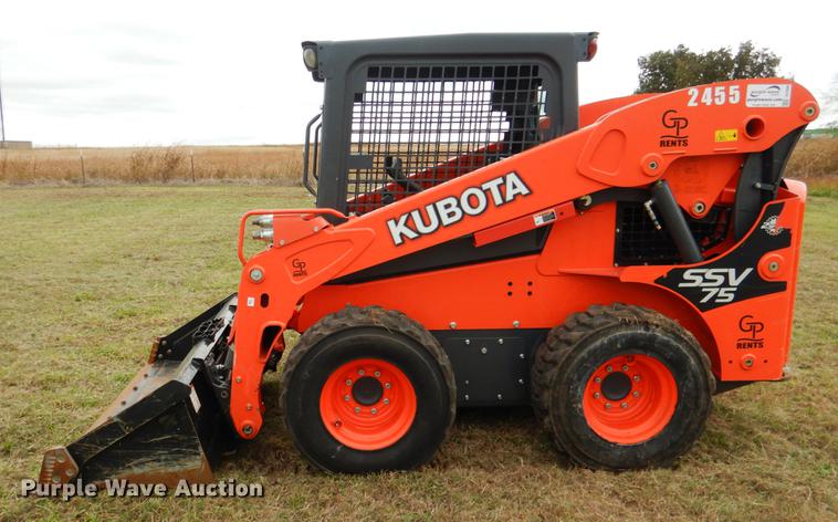 image for item DF2068 2017 Kubota SSV75 skid steer