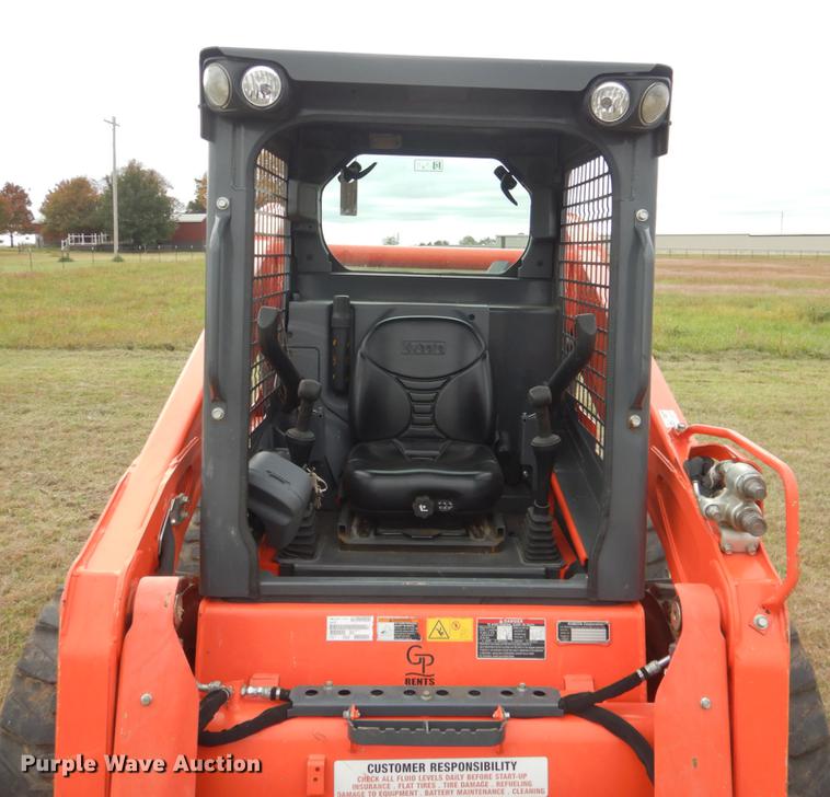 image for item DF2068 2017 Kubota SSV75 skid steer