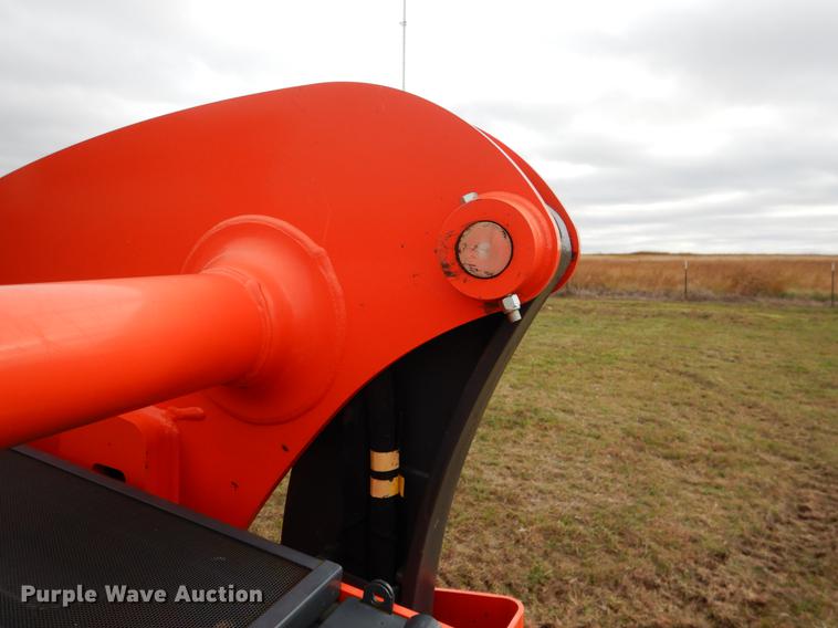 image for item DF2068 2017 Kubota SSV75 skid steer