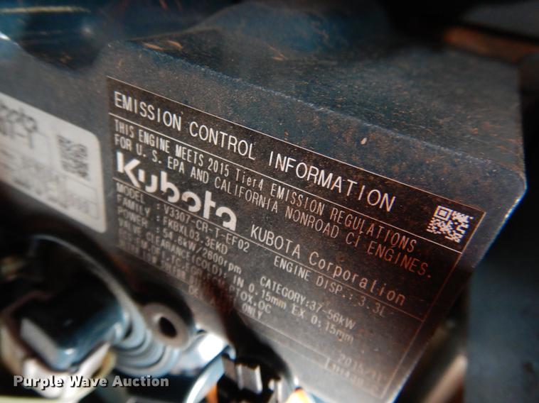 image for item DF2068 2017 Kubota SSV75 skid steer