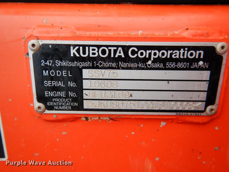 image for item DF2069 2017 Kubota SSV75 skid steer
