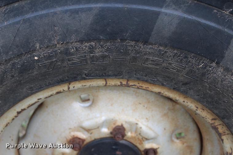 image for item DF2070 1991 Case IH 895 tractor