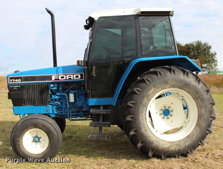 image for item DF2071 New Holland 7740 Powerstar SL tractor