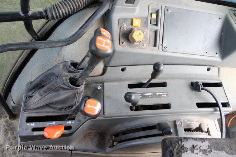 image for item DF2071 New Holland 7740 Powerstar SL tractor