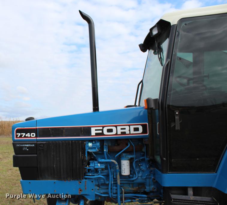 image for item DF2071 New Holland 7740 Powerstar SL tractor