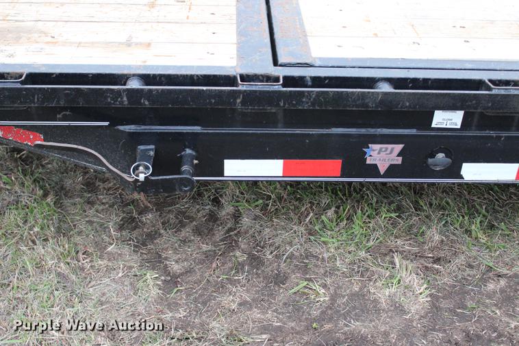 image for item DF2074 2014 PJ T6202 tilt deck utility trailer