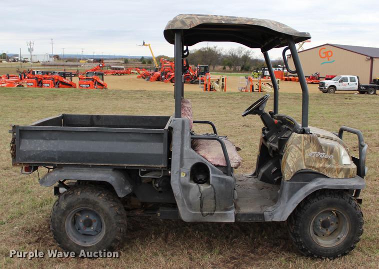 image for item DF2075 2004 Kubota RTV900 utility vehicle