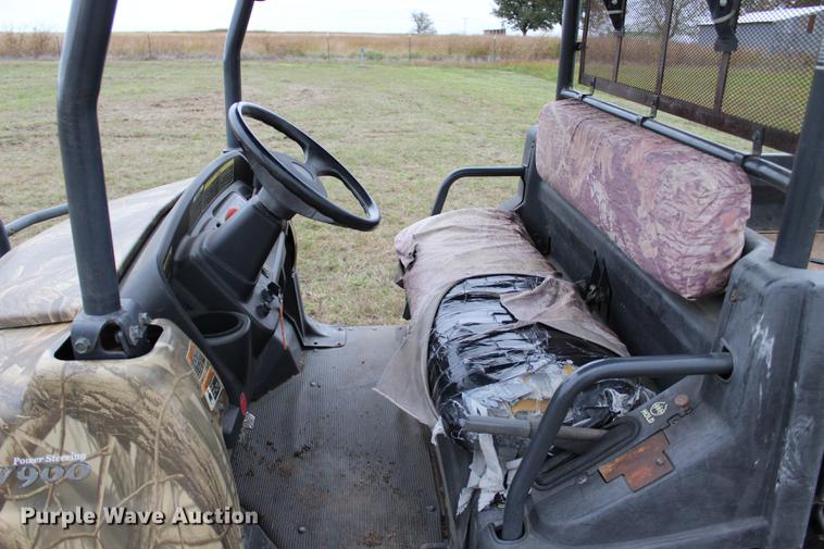 image for item DF2075 2004 Kubota RTV900 utility vehicle