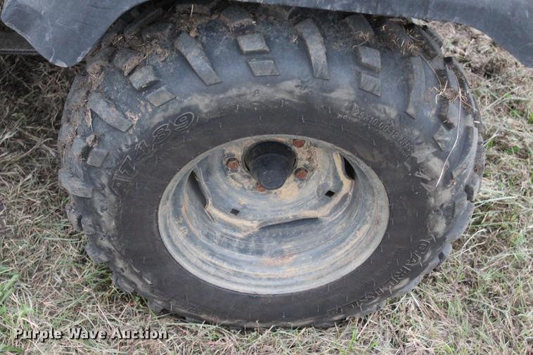 image for item DF2075 2004 Kubota RTV900 utility vehicle